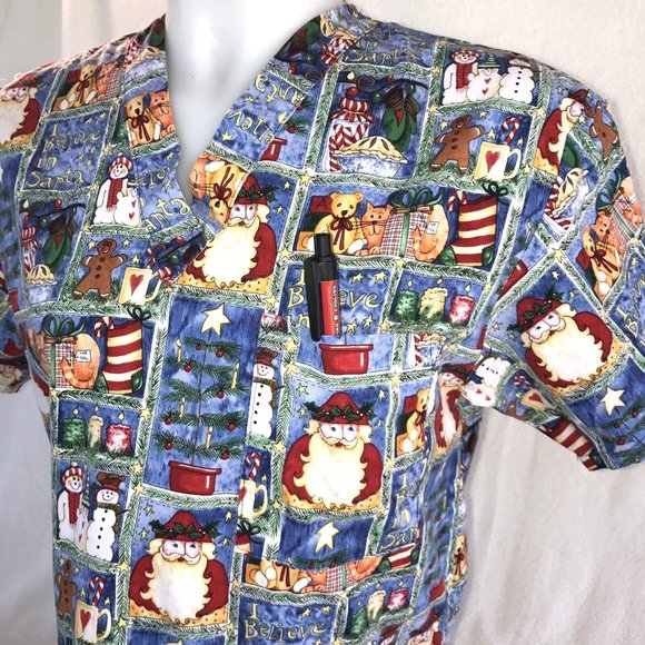 Santa I Believe Christmas Snowman Bear Gingerbread Star Scrub Peaches XS Women - Picture 6 of 11